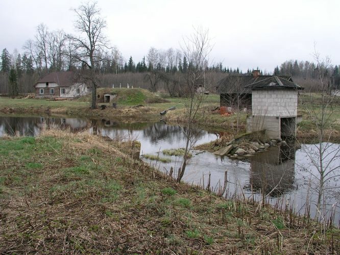 Maakond: Ida-Virumaa Veekogu nimi: Kaukvere jõgi Pildistamise aeg: 24. aprill 2007 Pildistaja: H. Timm Pildistamise koht: Pikanõmme Asimuut: