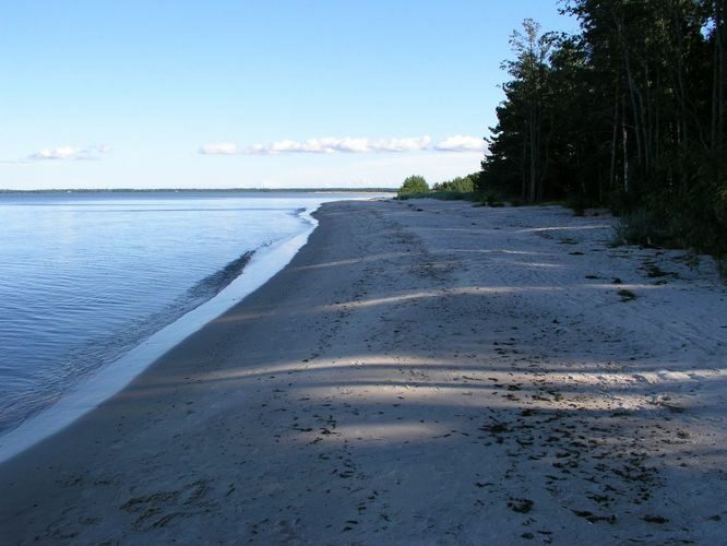 Maakond: Hiiumaa Veekogu nimi: Läänemeri Pildistamise aeg: august 2005 Pildistaja: H. Timm Pildistamise koht: teadmata Asimuut: