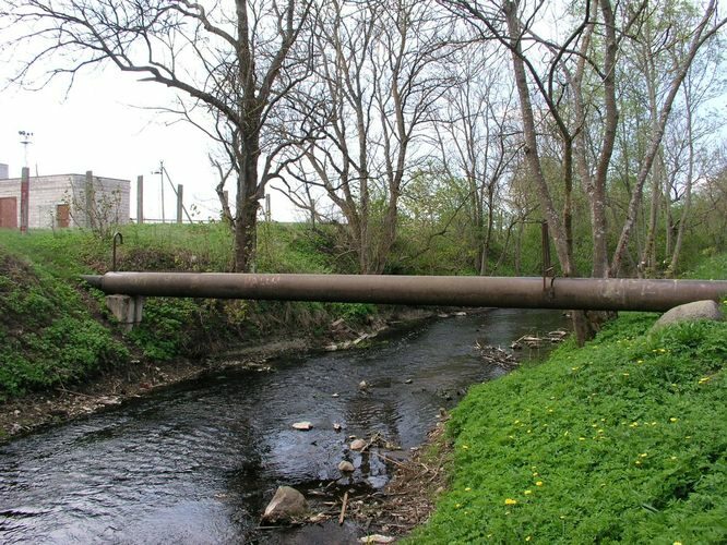 Maakond: Harjumaa Veekogu nimi: Pääsküla jõgi Pildistamise aeg: 14. mai 2009 Pildistaja: H. Timm Pildistamise koht: Laagri Asimuut: