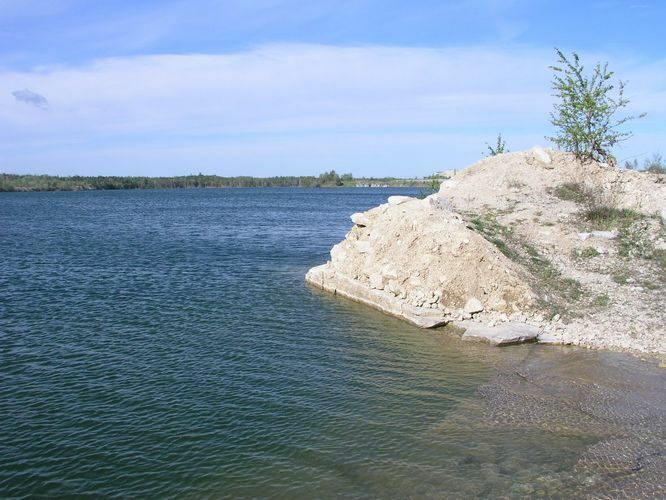 Maakond: Harjumaa Veekogu nimi: Rummu Läänekarjäär Pildistamise aeg: 14. mai 2009 Pildistaja: H. Timm Pildistamise koht: teadmata Asimuut: