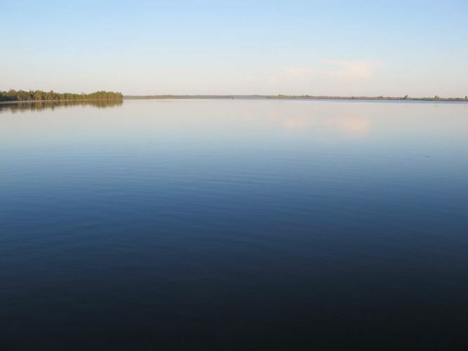 Maakond: Harjumaa Veekogu nimi: Tänavjärv Pildistamise aeg: 21. mai 2012 Pildistaja: H. Timm Pildistamise koht: teadmata Asimuut: