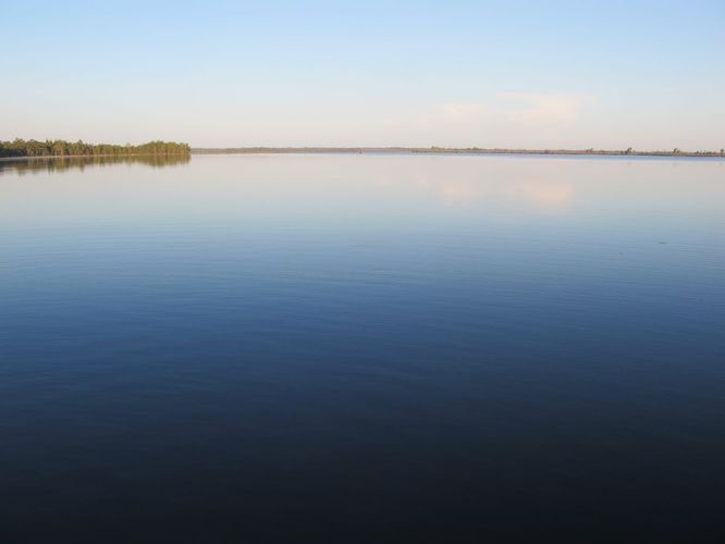 Maakond: Harjumaa Veekogu nimi: Tänavjärv Pildistamise aeg: 21. mai 2012 Pildistaja: H. Timm Pildistamise koht: teadmata Asimuut: