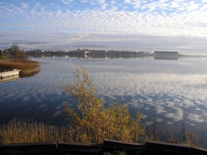 Maakond: Harjumaa Veekogu nimi: Ülemiste järv Pildistamise aeg: oktoober 2005 Pildistaja: H. Timm Pildistamise koht: teadmata Asimuut: