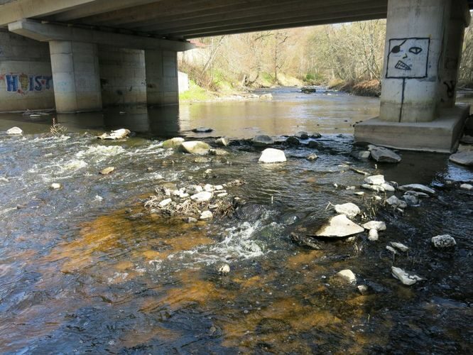 Maakond: Harjumaa Veekogu nimi: Vääna jõgi Pildistamise aeg: 28. aprill 2014 Pildistaja: H. Timm Pildistamise koht: Vääna-Jõesuu Asimuut: