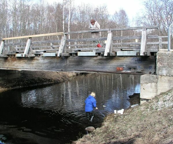 Maakond: Järvamaa Veekogu nimi: Jägala jõgi Pildistamise aeg: 24. aprill 2003 Pildistaja: H. Timm Pildistamise koht: Simisalu Asimuut:
