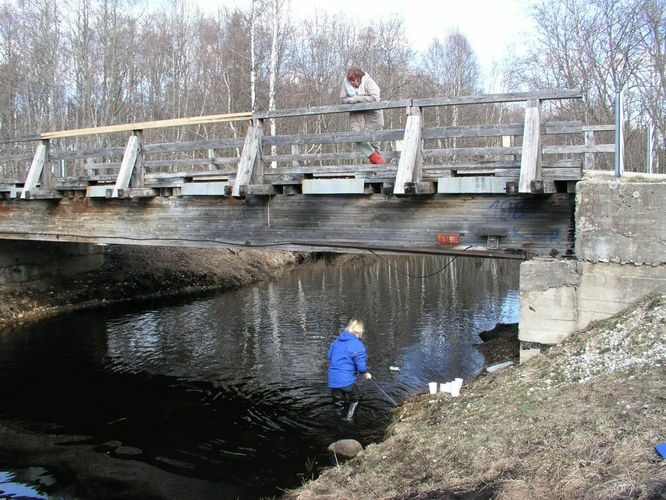 Maakond: Järvamaa Veekogu nimi: Jägala jõgi Pildistamise aeg: 24. aprill 2003 Pildistaja: H. Timm Pildistamise koht: Simisalu Asimuut: