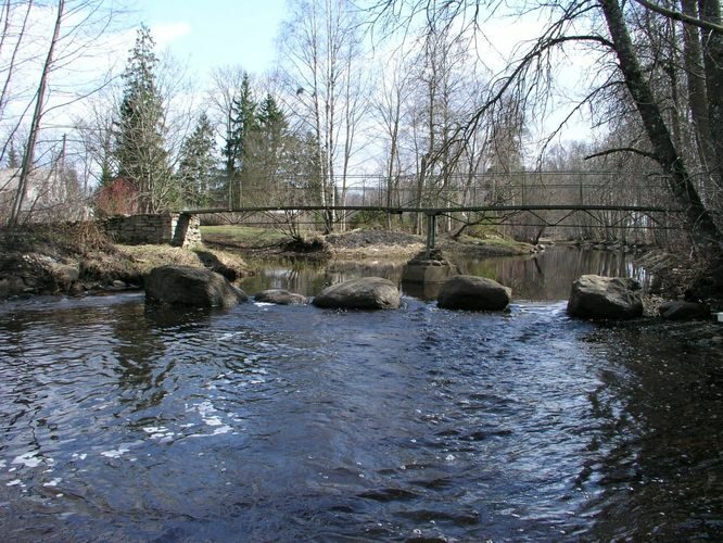 Maakond: Raplamaa Veekogu nimi: Keila jõgi Pildistamise aeg: 26. aprill 2005 Pildistaja: H. Timm Pildistamise koht: teadmata Asimuut: