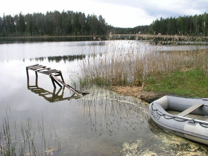 Maakond: Põlvamaa Veekogu nimi: Kooraste Kõverjärv Pildistamise aeg: 15. mai 2006 Pildistaja: H. Timm Pildistamise koht: teadmata Asimuut: