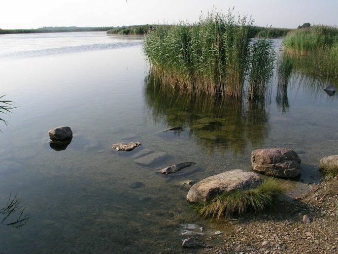 Maakond: Läänemaa Veekogu nimi: Läänemeri Pildistamise aeg: juuli 2003 Pildistaja: H. Timm Pildistamise koht: Mõisalaht Asimuut: