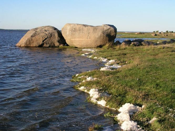 Maakond: Läänemaa Veekogu nimi: Läänemeri Pildistamise aeg: august 2005 Pildistaja: H. Timm Pildistamise koht: Matsalu laht Asimuut: