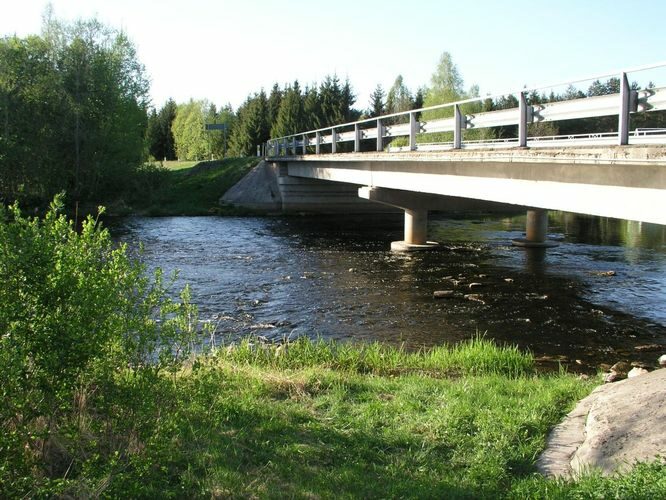 Maakond: Pärnumaa Veekogu nimi: Pärnu jõgi Pildistamise aeg: 16. mai 2006 Pildistaja: H. Timm Pildistamise koht: Jändja Asimuut: