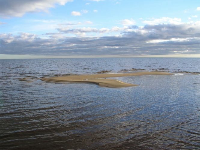 Maakond: Ida-Virumaa Veekogu nimi: Peipsi järv Pildistamise aeg: 5. oktoober 2005 Pildistaja: H. Timm Pildistamise koht: teadmata Asimuut: