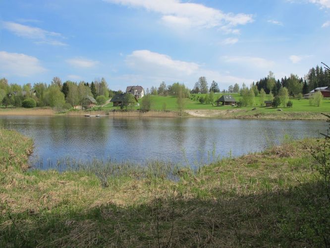 Maakond: Põlvamaa Veekogu nimi: Piigandi Vähkjärv Pildistamise aeg: 10. mai 2012 Pildistaja: H. Timm Pildistamise koht: teadmata Asimuut: