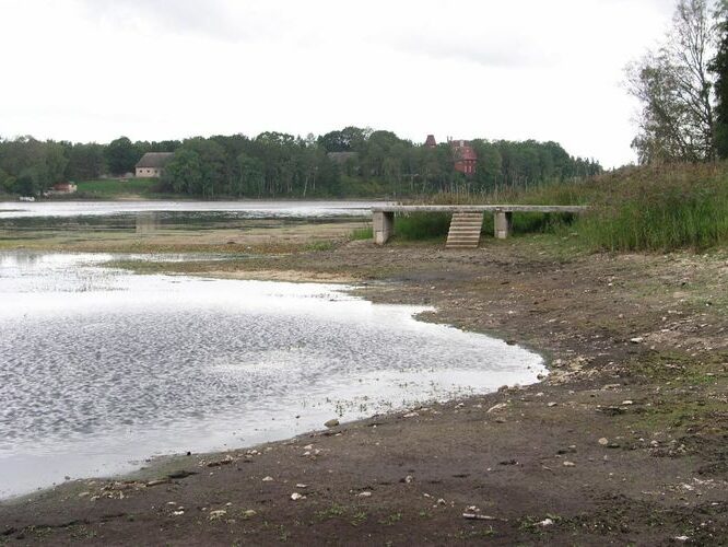 Maakond: Lääne-Virumaa Veekogu nimi: Porkuni paisjärv Pildistamise aeg: 6. september 2006 Pildistaja: H. Timm Pildistamise koht: teadmata Asimuut: