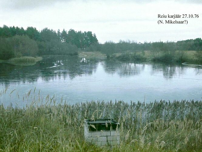 Maakond: Pärnumaa Veekogu nimi: Reiu karjäär Pildistamise aeg: 27. oktoober 1976 Pildistaja: N. Mikelsaar Pildistamise koht: teadmata Asimuut: