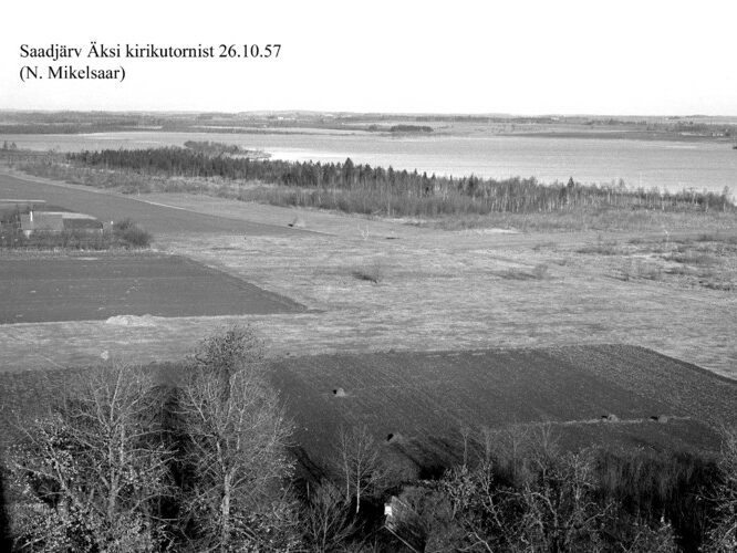 Maakond: Jõgevamaa Veekogu nimi: Saadjärv Pildistamise aeg: 26. oktoober 1957 Pildistaja: N. Mikelsaar Pildistamise koht: teadmata Asimuut: NE