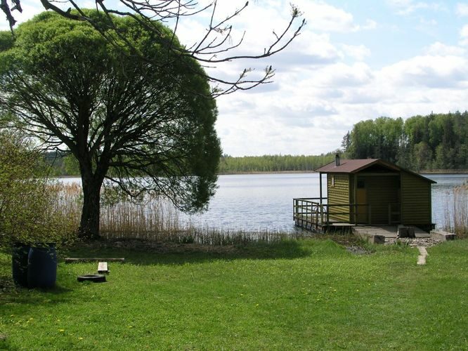 Maakond: Jõgevamaa Veekogu nimi: Saare järv Pildistamise aeg: 17. mai 2006 Pildistaja: H. Timm Pildistamise koht: teadmata Asimuut: