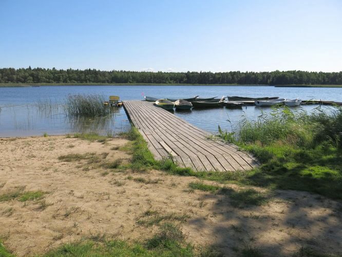 Maakond: Järvamaa Veekogu nimi: Väinjärv Pildistamise aeg: 7. juuli 2013 Pildistaja: H. Timm Pildistamise koht: teadmata Asimuut: