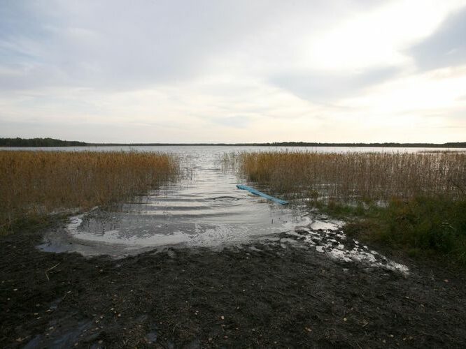 Maakond: Läänemaa Veekogu nimi: Veskijärv Pildistamise aeg: 26. september 2008 Pildistaja: H. Timm Pildistamise koht: teadmata Asimuut: