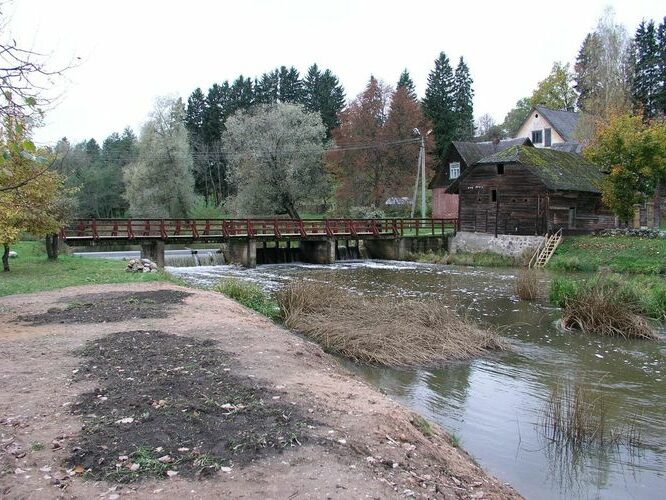 Maakond: Tartumaa Veekogu nimi: Elva jõgi Pildistamise aeg: 19. aprill 2007 Pildistaja: H. Timm Pildistamise koht: Peedu pais Asimuut: