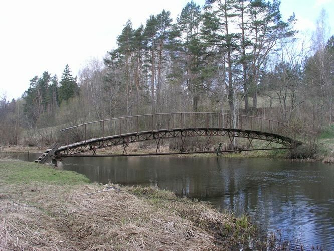 Maakond: Tartumaa Veekogu nimi: Elva jõgi Pildistamise aeg: 19. aprill 2007 Pildistaja: H. Timm Pildistamise koht: Peedu, Vapramäe põik Asimuut: