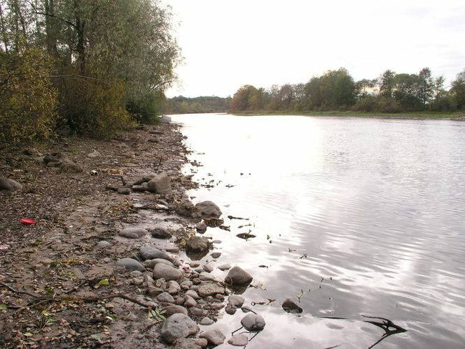 Maakond: Tartumaa Veekogu nimi: Emajõgi Pildistamise aeg: 16. oktoober 2006 Pildistaja: H. Timm Pildistamise koht: Kastre Asimuut: