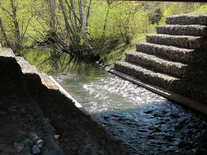 Maakond: Tartumaa Veekogu nimi: Kavilda jõgi Pildistamise aeg: 5. mai 2011 Pildistaja: H. Timm Pildistamise koht: Kavilda Asimuut: