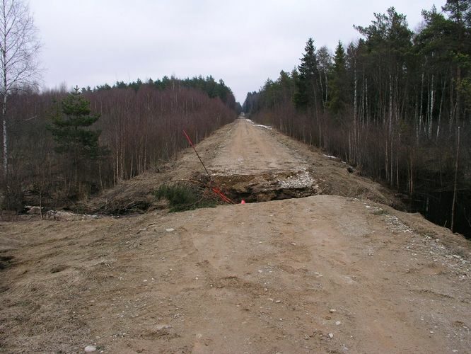 Maakond: Tartumaa Veekogu nimi: Nigula oja Pildistamise aeg: 12. aprill 2009 Pildistaja: H. Timm Pildistamise koht: Maarja tee truup Asimuut: