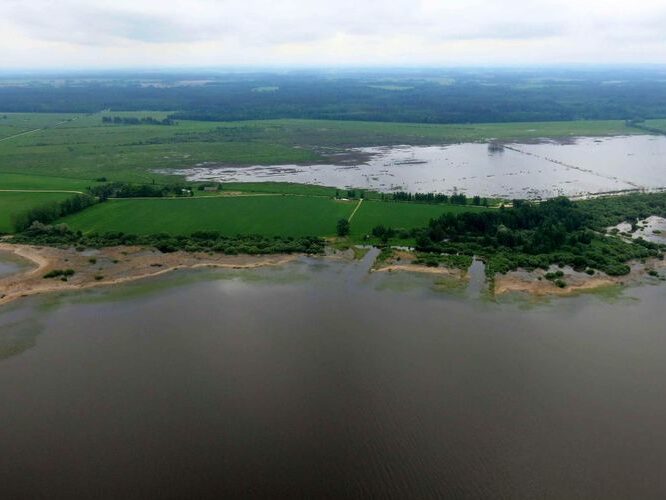 Maakond: Tartumaa Veekogu nimi: Valguta polder Pildistamise aeg: 29. mai 2013 Pildistaja: H. Timm Pildistamise koht: aerofoto Asimuut: