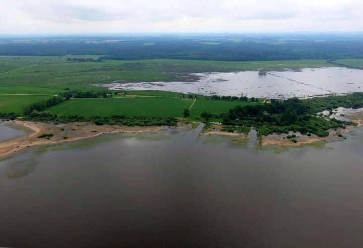 Maakond: Tartumaa Veekogu nimi: Valguta polder Pildistamise aeg: 29. mai 2013 Pildistaja: H. Timm Pildistamise koht: aerofoto Asimuut: