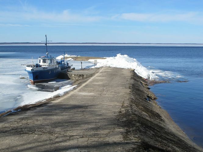 Maakond: Tartumaa Veekogu nimi: Võrtsjärv Pildistamise aeg: aprill 2012 Pildistaja: H. Timm Pildistamise koht: Limnoloogia Asimuut: