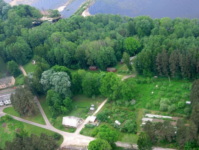 Maakond: Tartumaa Veekogu nimi: Võrtsjärv Pildistamise aeg: 29. mai 2013 Pildistaja: H. Timm Pildistamise koht: aerofoto Asimuut: