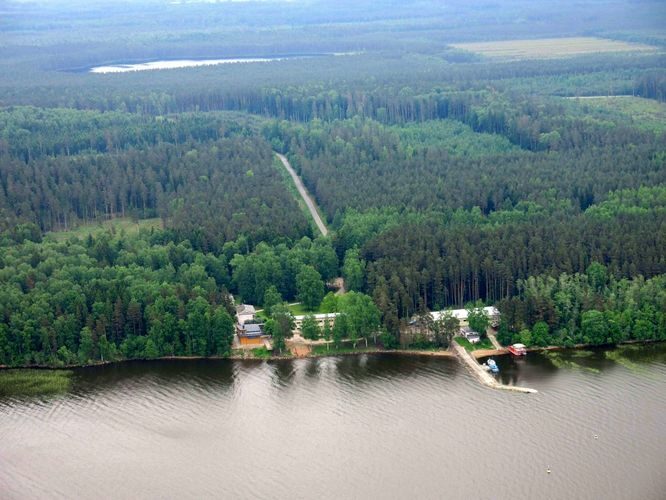 Maakond: Tartumaa Veekogu nimi: Võrtsjärv Pildistamise aeg: 29. mai 2013 Pildistaja: H. Timm Pildistamise koht: aerofoto Asimuut: