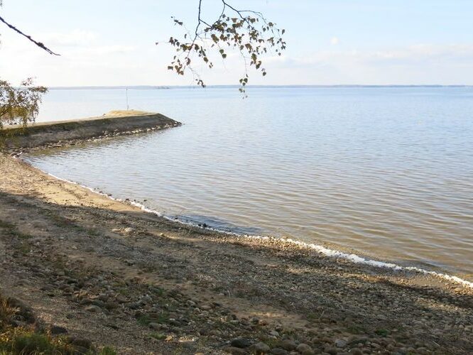 Maakond: Tartumaa Veekogu nimi: Võrtsjärv Pildistamise aeg: 1. oktoober 2014 Pildistaja: H. Timm Pildistamise koht: Limnoloogia Asimuut: