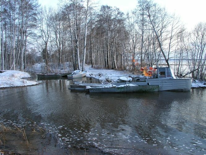 Maakond: Tartumaa Veekogu nimi: Nimetu oja, suubub Võrtsjärve Rannakülas Pildistamise aeg: 20. aprill 2005 Pildistaja: H. Timm Pildistamise koht: teadmata Asimuut: