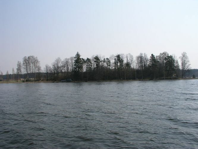 Maakond: Võrumaa Veekogu nimi: Ähijärv Pildistamise aeg: 3. mai 2006 Pildistaja: H. Timm Pildistamise koht: teadmata Asimuut: