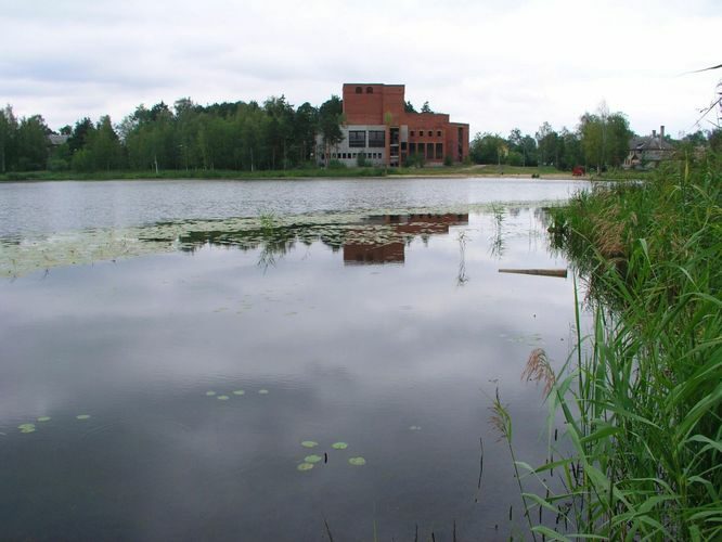 Maakond: Võrumaa Veekogu nimi: Arbi järv Pildistamise aeg: 2. august 2006 Pildistaja: H. Timm Pildistamise koht: teadmata Asimuut: