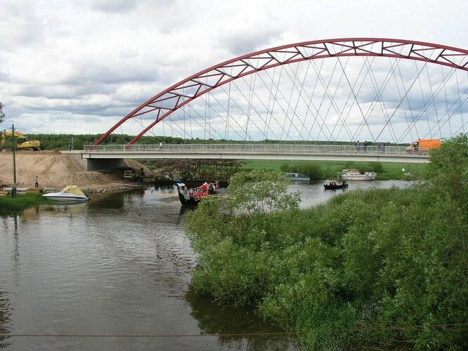 Maakond: Viljandimaa Veekogu nimi: Emajõgi Pildistamise aeg: 16. juuni 2009 Pildistaja: H. Timm Pildistamise koht: Rannu-Jõesuu Asimuut: