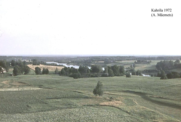 Maakond: Võrumaa Veekogu nimi: Kahrila järv Pildistamise aeg: 1972 Pildistaja: A. Mäemets Pildistamise koht: teadmata Asimuut: