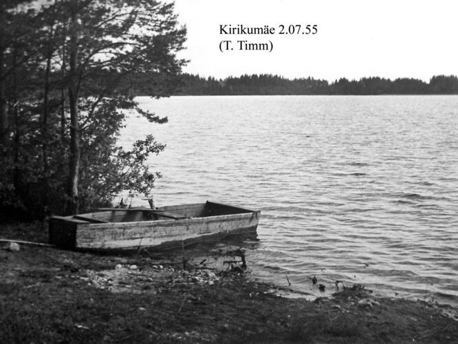 Maakond: Võrumaa Veekogu nimi: Kirikumäe järv Pildistamise aeg: 2. juuli 1955 Pildistaja: T. Timm Pildistamise koht: teadmata Asimuut: