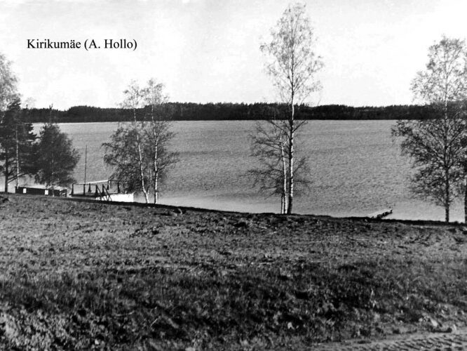 Maakond: Võrumaa Veekogu nimi: Kirikumäe järv Pildistamise aeg: teadmata Pildistaja: A. Hollo (Eesti Looduse arhiiv) Pildistamise koht: NE kaldalt Asimuut: SW