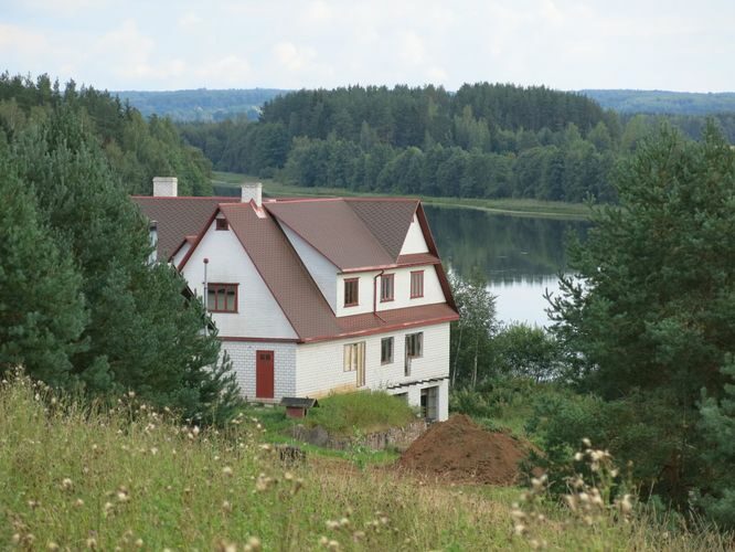 Maakond: Võrumaa Veekogu nimi: Lasva Kalijärv Pildistamise aeg: 15. august 2014 Pildistaja: H. Timm Pildistamise koht: teadmata Asimuut: