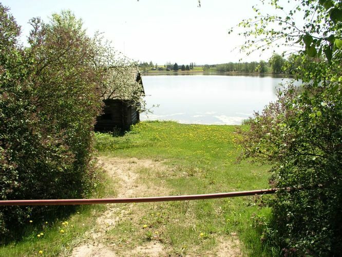 Maakond: Võrumaa Veekogu nimi: Lasva järv Pildistamise aeg: 21. mai 2007 Pildistaja: H. Timm Pildistamise koht: teadmata Asimuut: