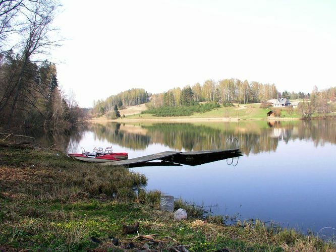 Maakond: Võrumaa Veekogu nimi: Ratasjärv Pildistamise aeg: 4. mai 2006 Pildistaja: H. Timm Pildistamise koht: teadmata Asimuut: