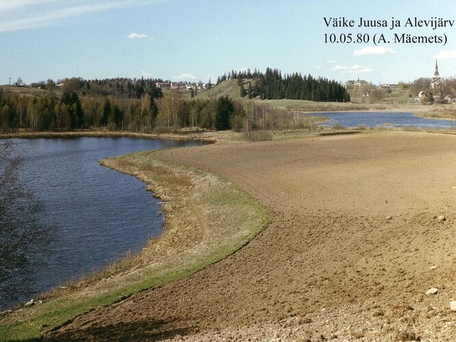 Maakond: Valgamaa Veekogu nimi: Väike Juusa järv Pildistamise aeg: 10. mai 1980 Pildistaja: A. Mäemets Pildistamise koht: taga Alevij Asimuut: