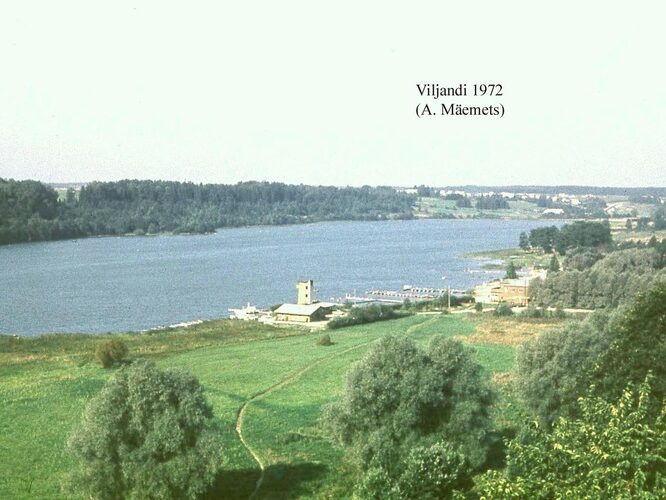 Maakond: Viljandimaa Veekogu nimi: Viljandi järv Pildistamise aeg: 1972 Pildistaja: A. Mäemets Pildistamise koht: N kaldalt Asimuut: SW