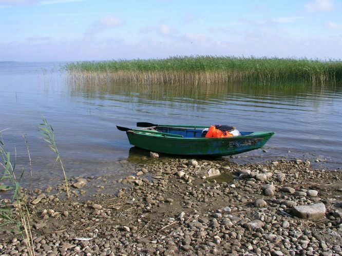 Maakond: Viljandimaa Veekogu nimi: Võrtsjärv Pildistamise aeg: 31. juuli 2006 Pildistaja: H. Timm Pildistamise koht: Tondisaare NW kaldal Asimuut: