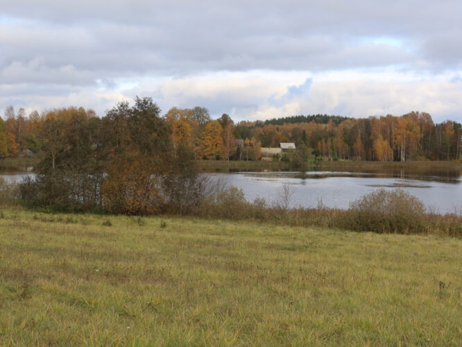 Väike-Nõuni järv 2023